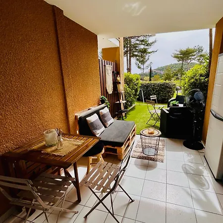 Cap Esterel Apartamento *